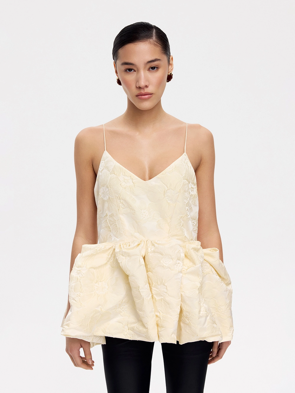 картинка топ от магазина truered.ru (ex-SOLO·U)