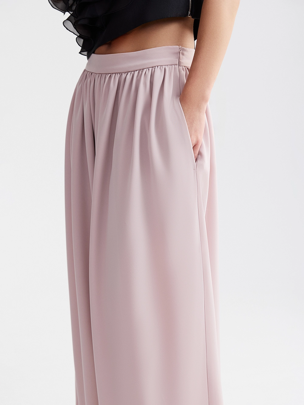 картинка брюки алладины от магазина truered.ru (ex-SOLO·U)