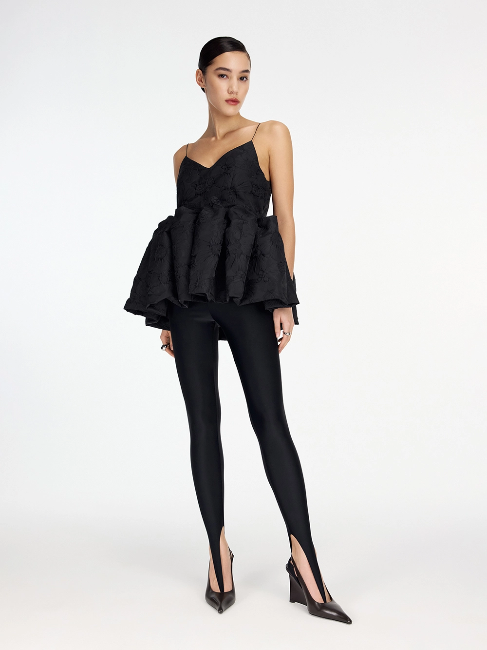 картинка топ от магазина truered.ru (ex-SOLO·U)