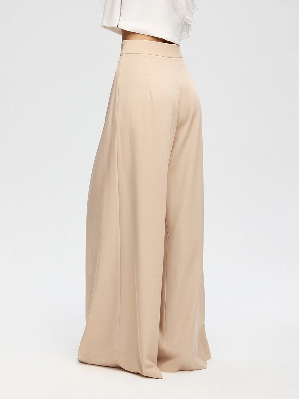 картинка брюки-палаццо со встречной складкой от магазина truered.ru (ex-SOLO·U)