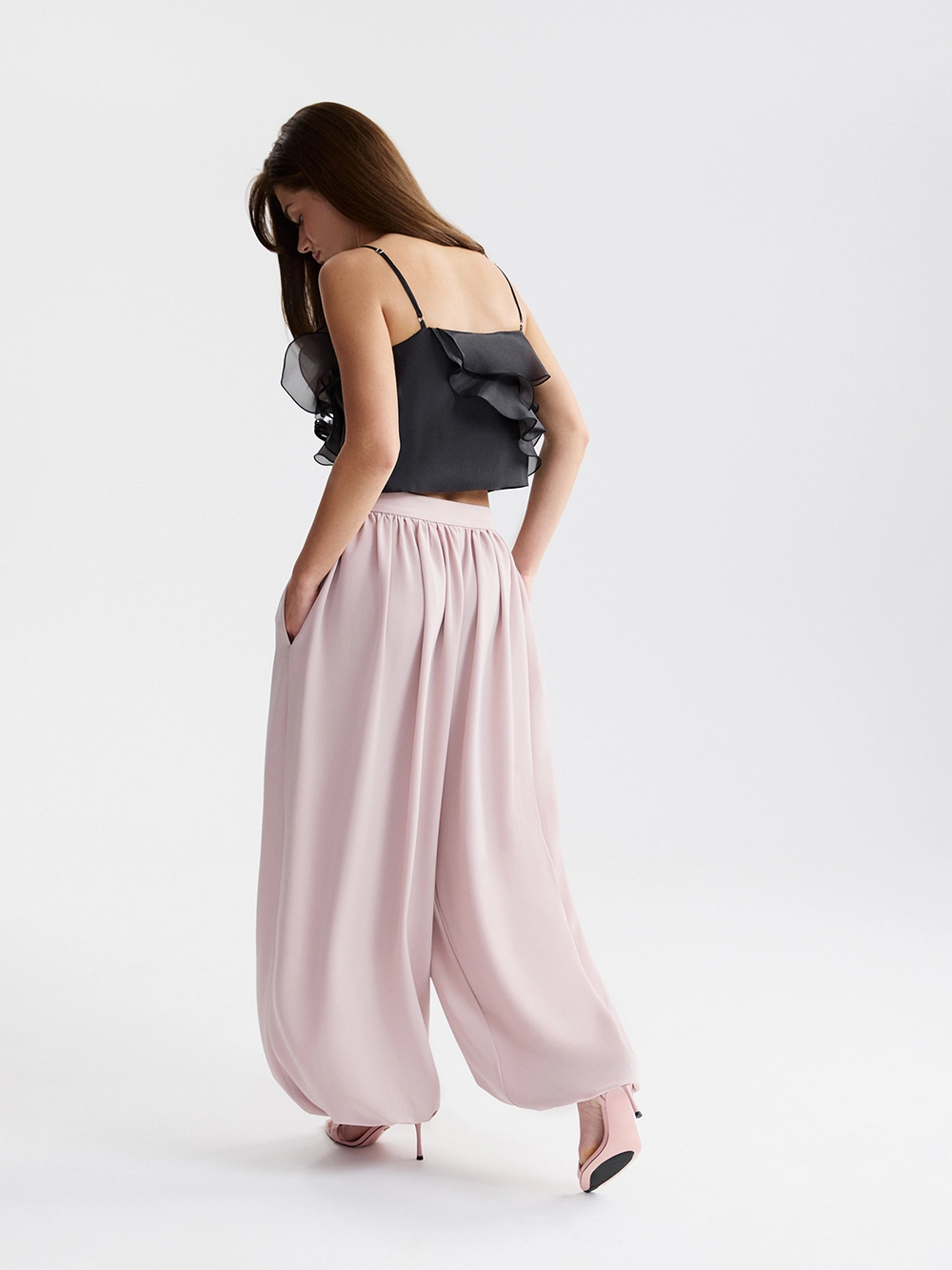 картинка брюки алладины от магазина truered.ru (ex-SOLO·U)