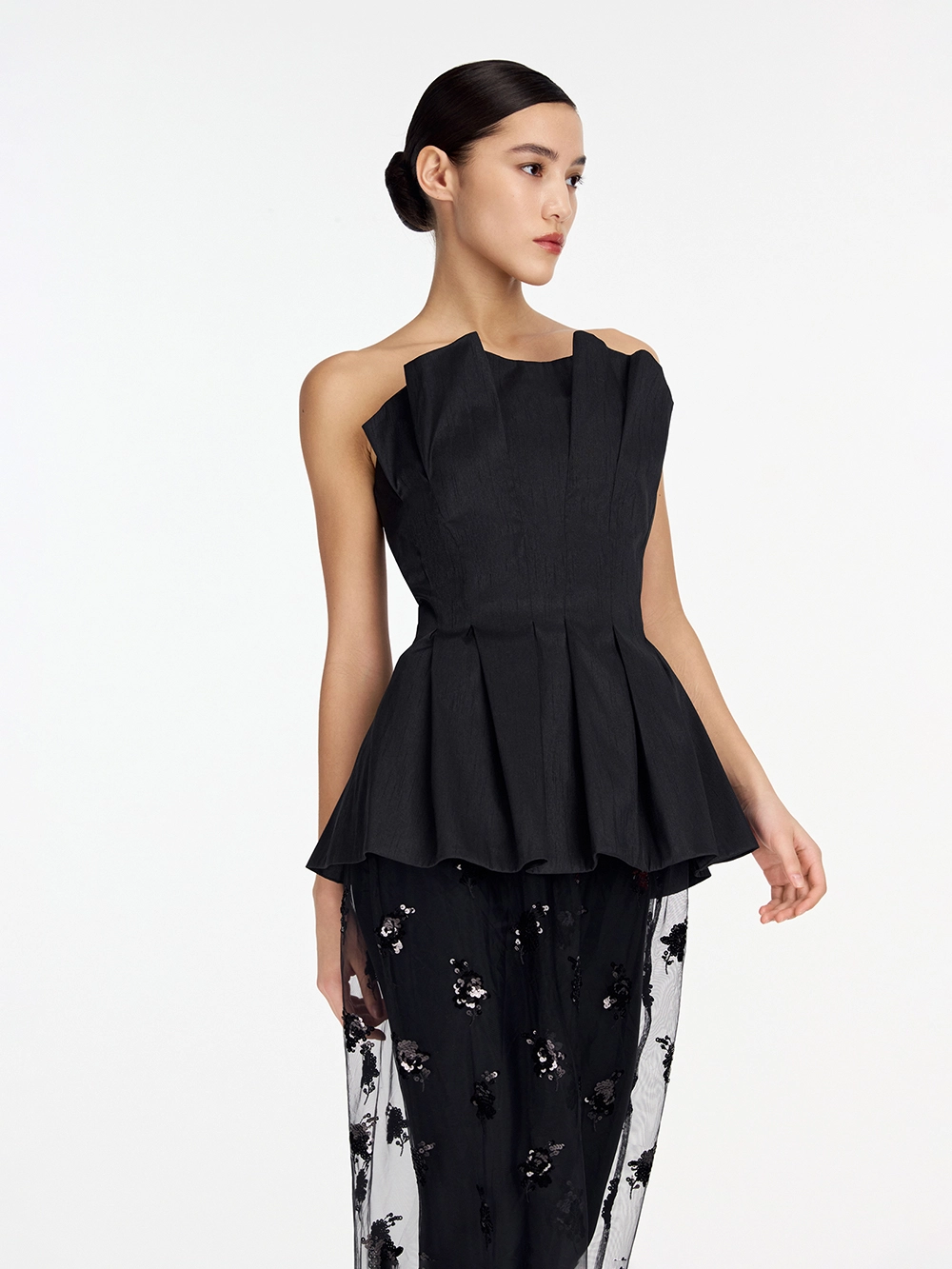 картинка топ корсетный с баской из тафты от магазина truered.ru (ex-SOLO·U)