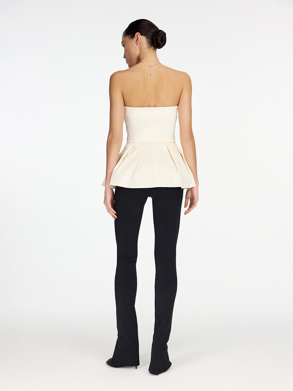 картинка топ корсетный с баской из тафты от магазина truered.ru (ex-SOLO·U)