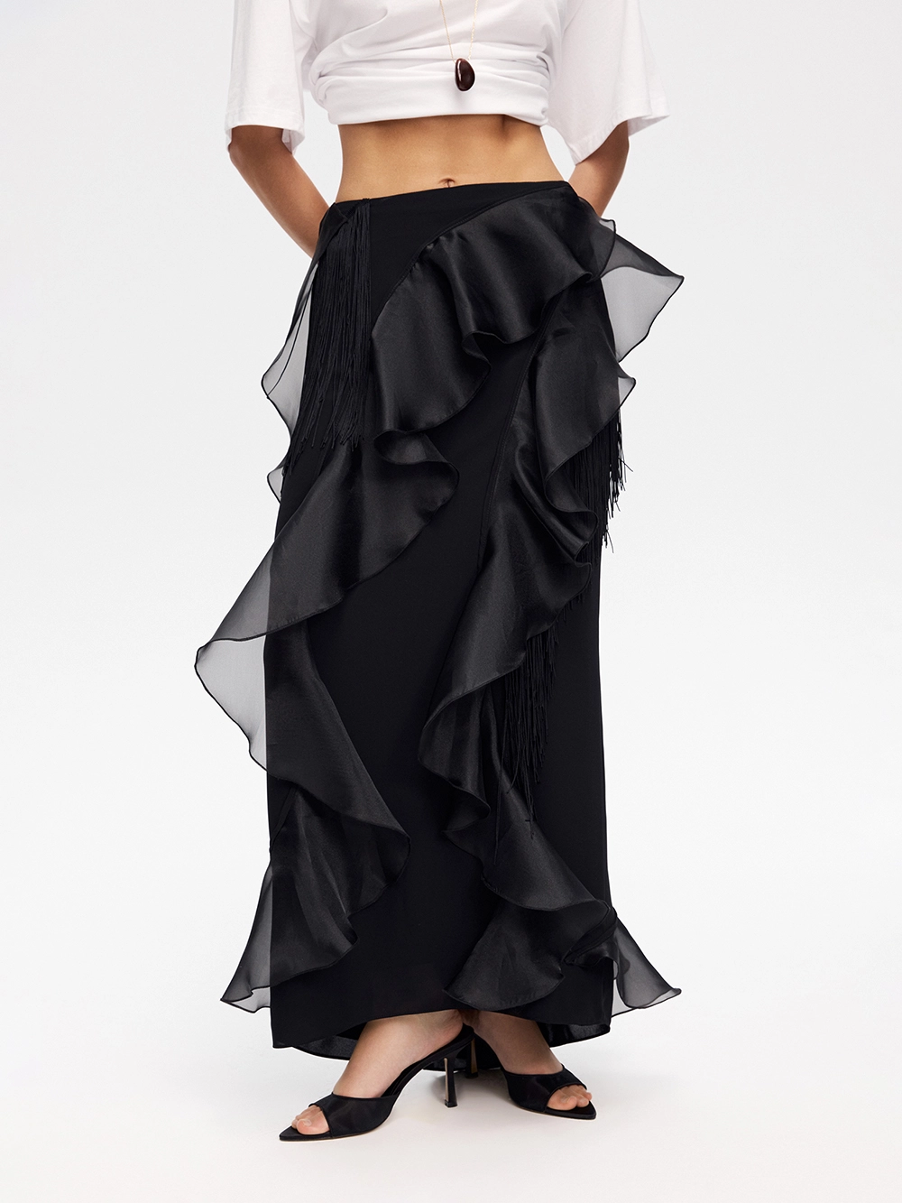 картинка юбка с воланами и бахромой от магазина truered.ru (ex-SOLO·U)