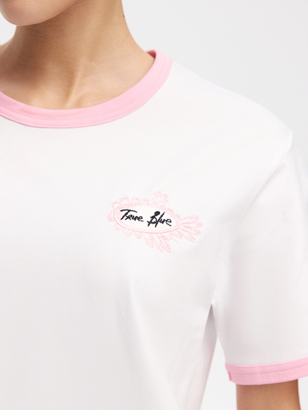 картинка футболка от магазина truered.ru (ex-SOLO·U)