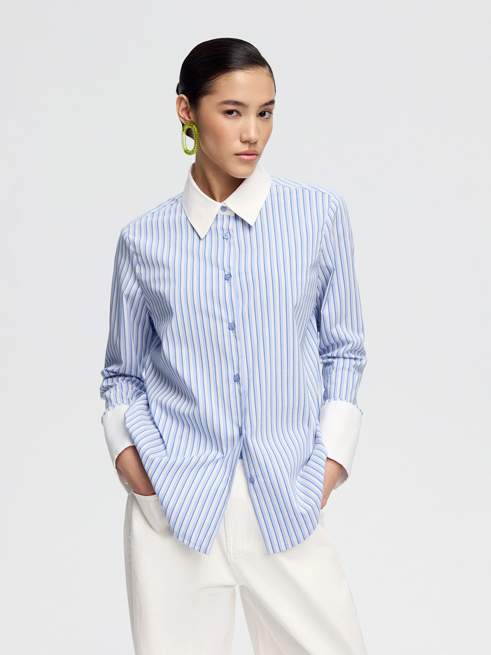 картинка рубашка базовая с контрастными манжетами от магазина truered.ru (ex-SOLO·U)