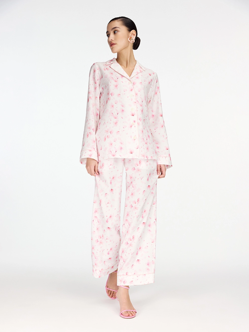 картинка рубашка из вискозного шёлка с кантом  от магазина truered.ru (ex-SOLO·U)