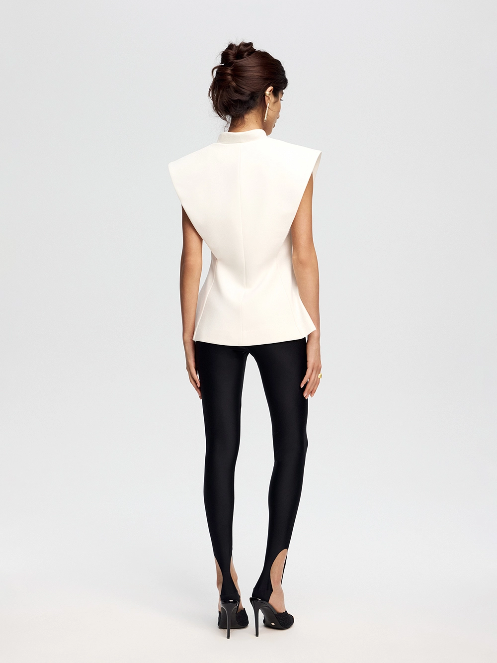 картинка жакет от магазина truered.ru (ex-SOLO·U)